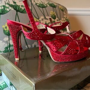 Beautiful sparkle, embellished high heels red satin 8 1/2